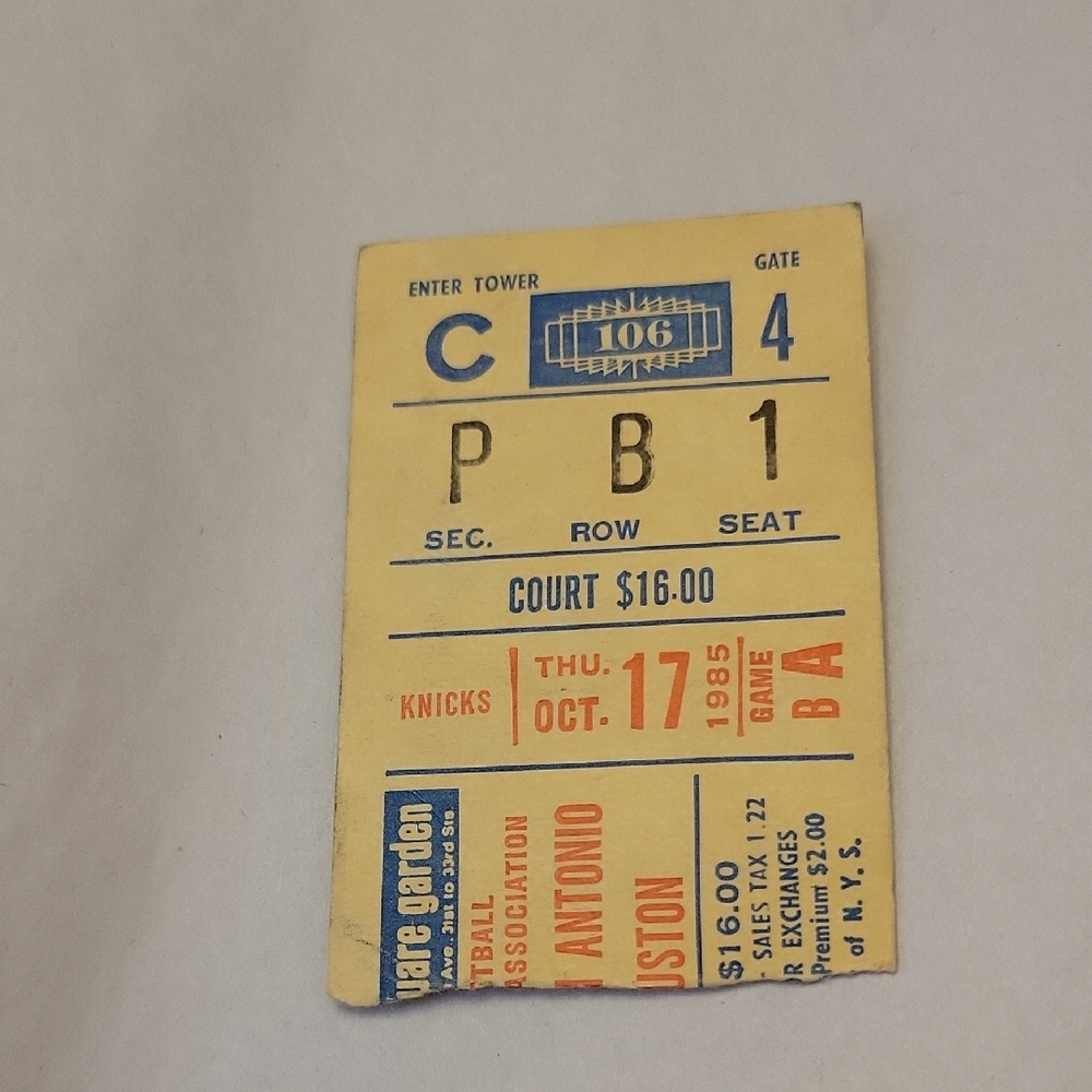 Knicks Ticket Stub Vintage 1985